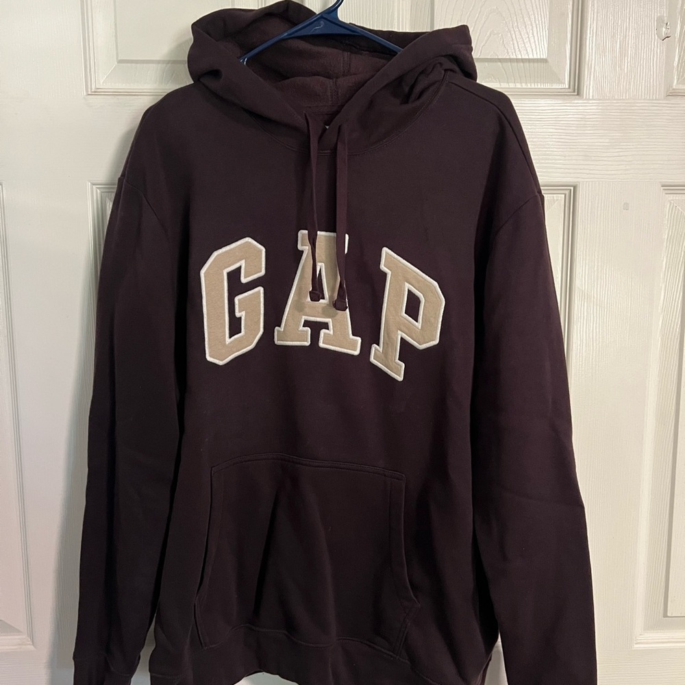 GAP Brown Sweater Classic Logo